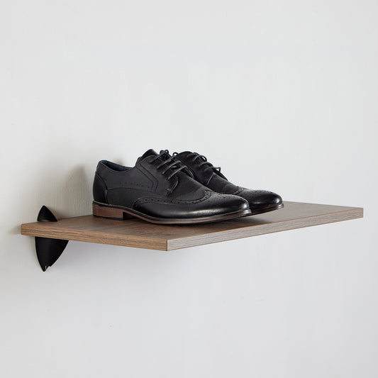 Eternity Oak Wall Shelf With Black Clips