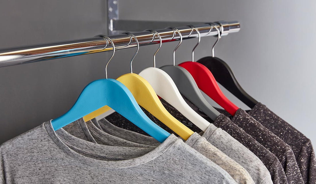 How to Choose the Right Clothes Hangers
