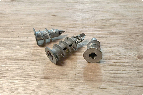 Plasterboard Plug