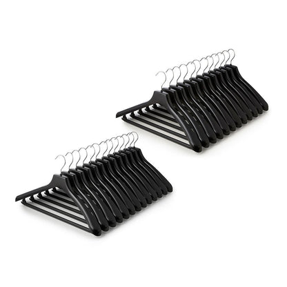 Black Plastic Suit Hangers with Trouser Bar - 44.5 cm