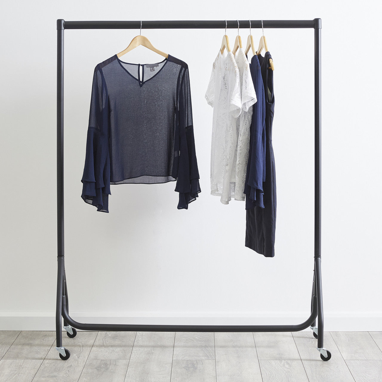 Black Heavy-Duty Clothes Rail
