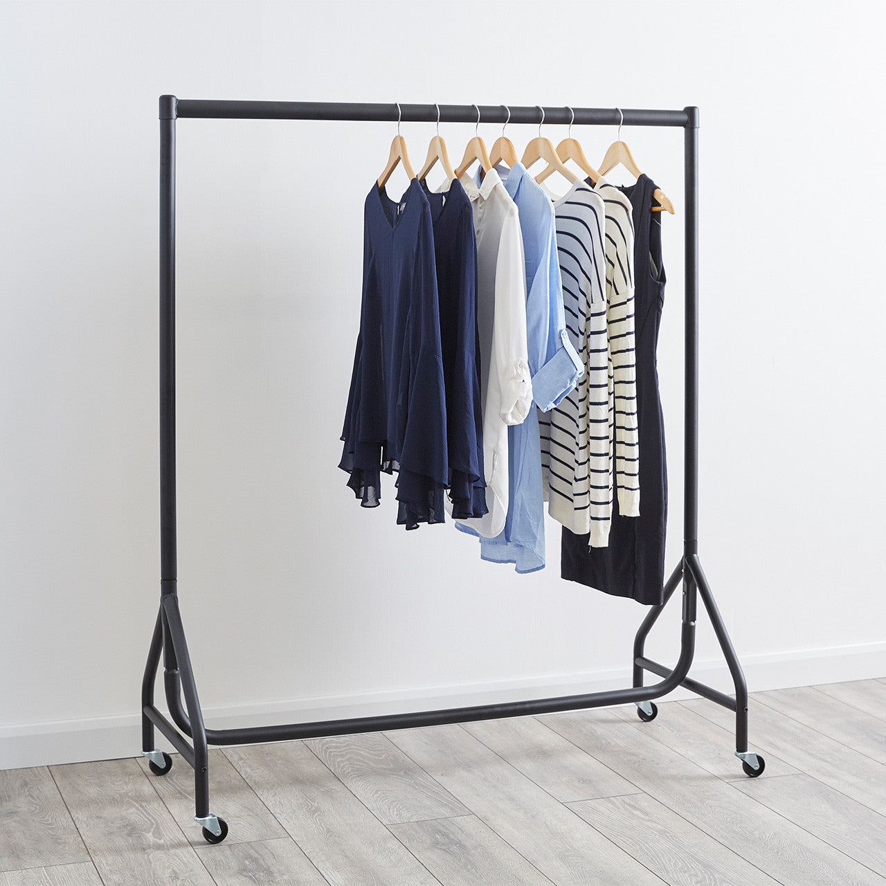 Reinforced Black Heavy-Duty Clothes Rail