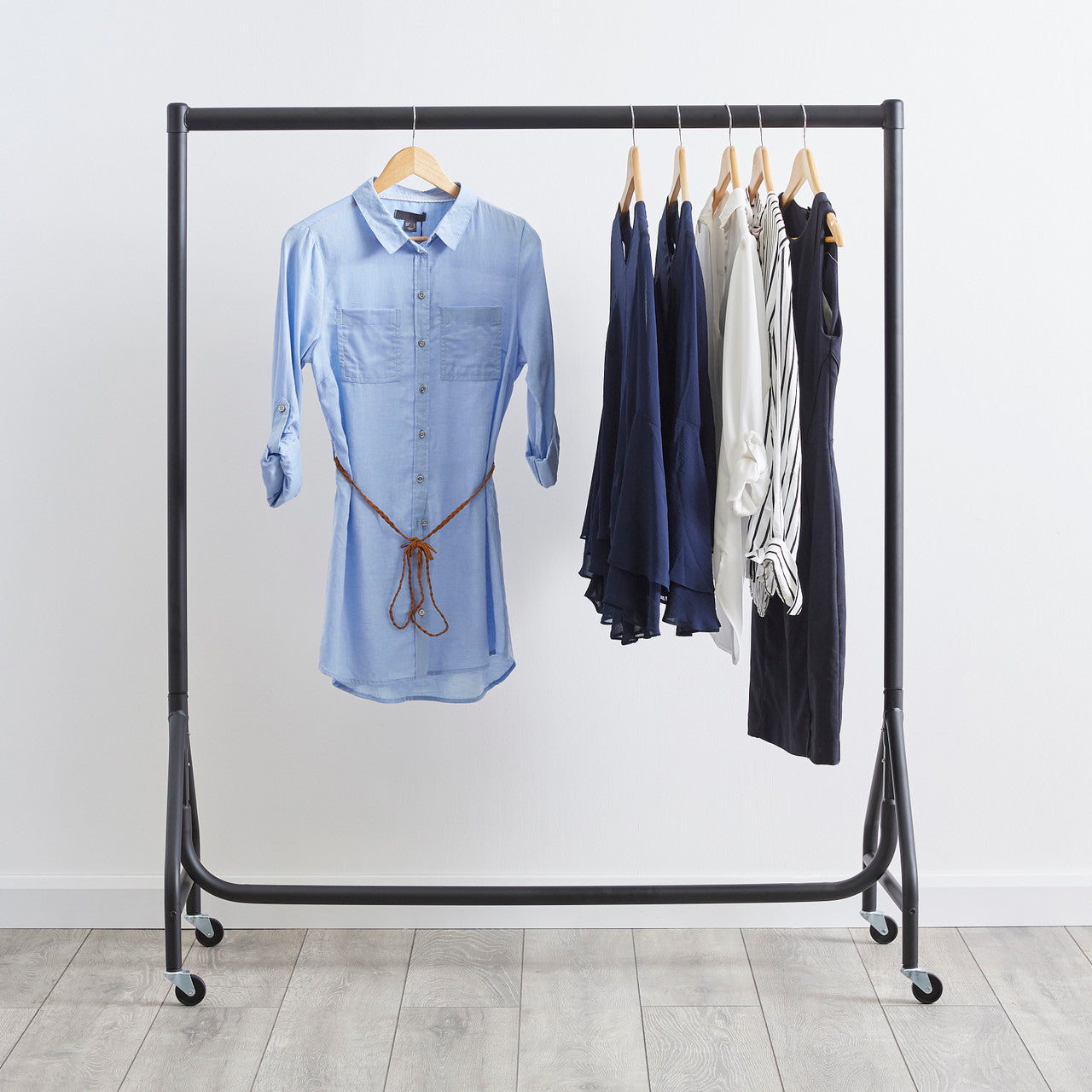 Reinforced Black Heavy-Duty Clothes Rail
