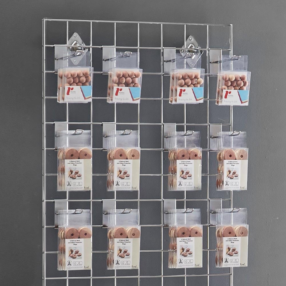 5ft Wall-Mounted Grid Mesh Display Bundle with 20 x Euro Hooks