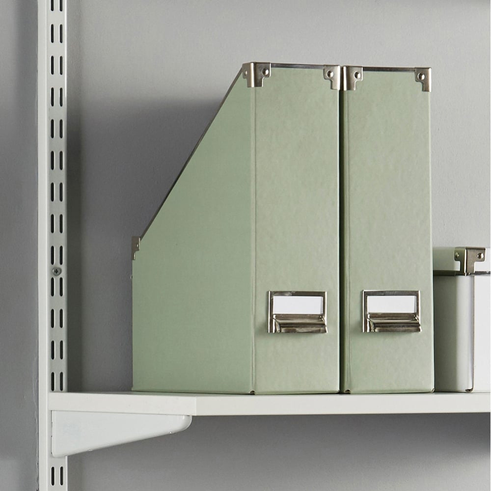 White Twin Slot Upright - 32mm Pitch