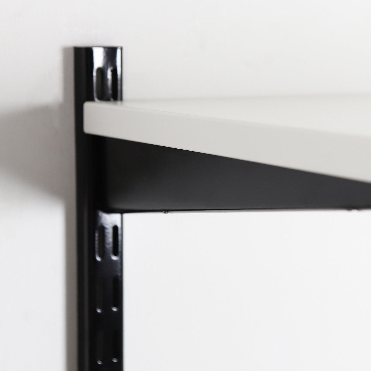 Black & White Twin Slot Shelving Kit - H430mm - 2 Shelves
