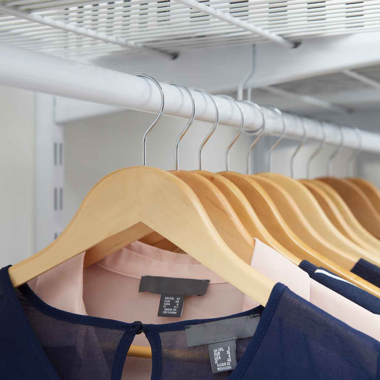 900mm White Clothes Rail for Flexx Wire Shelves
