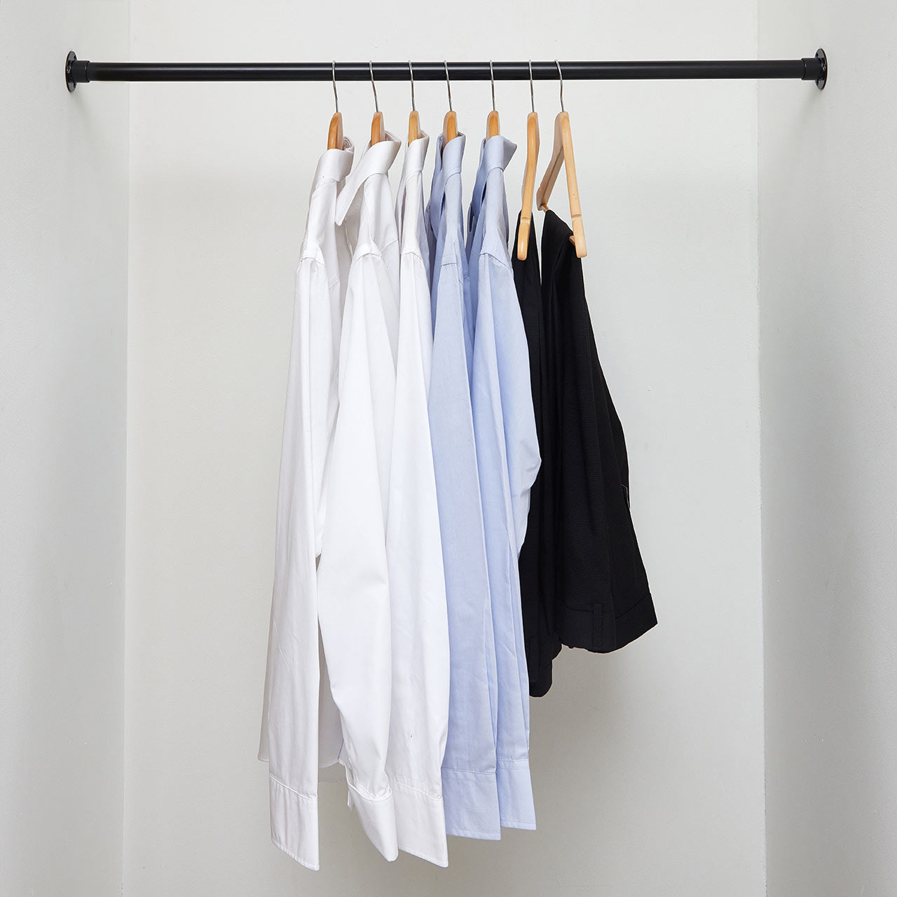 1m Alcove Black Tube Hanging Clothes Rail