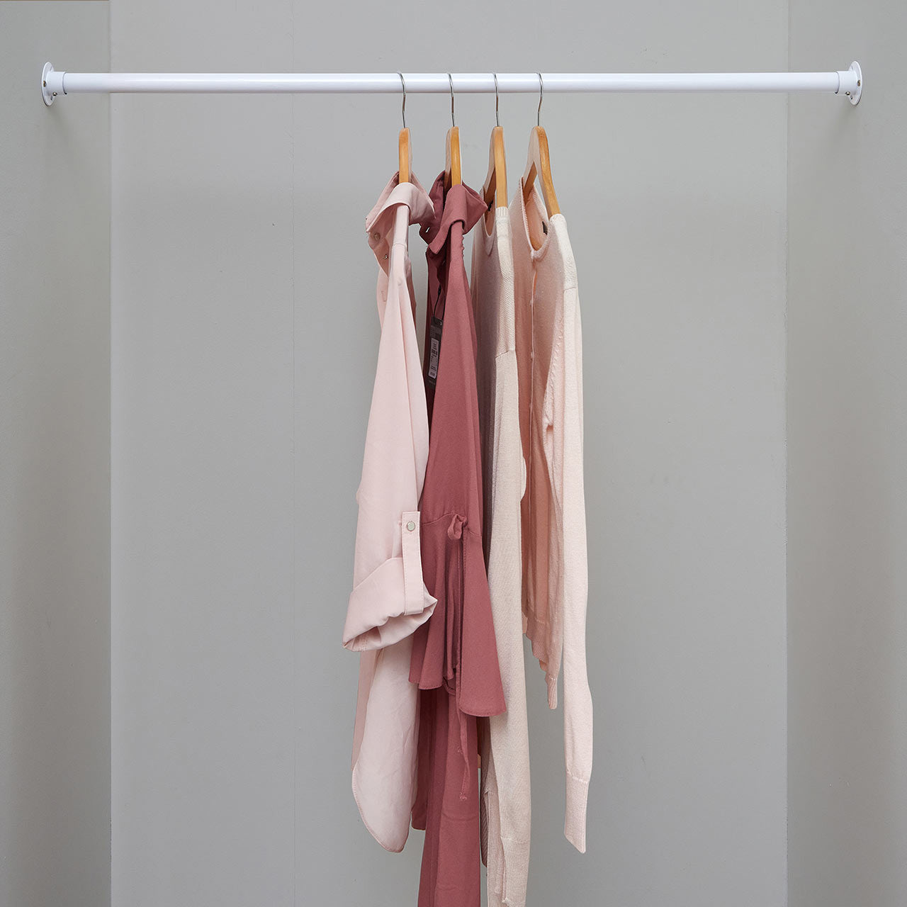 1m Alcove White Tube Hanging Clothes Rail