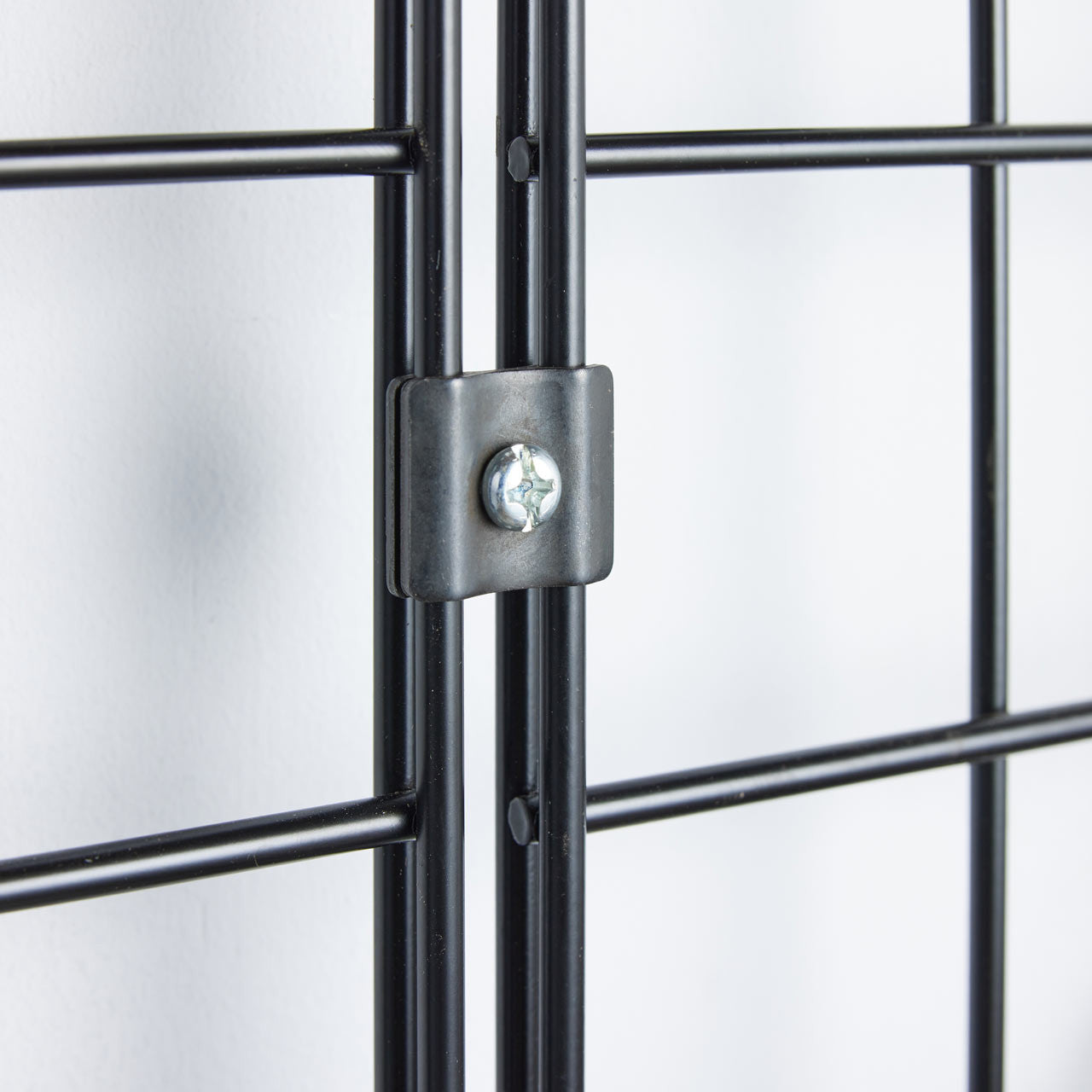 Black Joining Clip For Grid Mesh Panels
