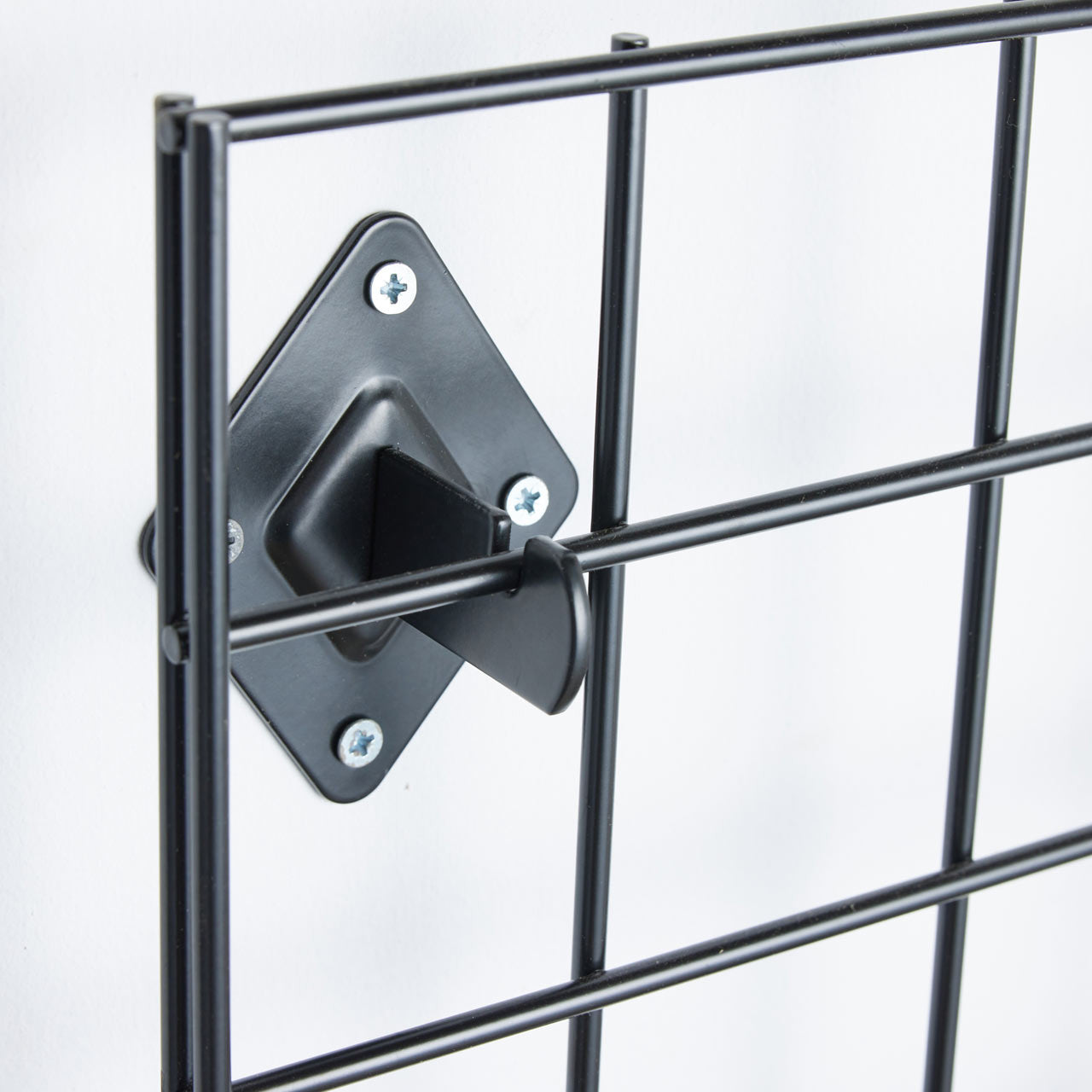 Black 4ft Wall-Mounted Grid Mesh Display