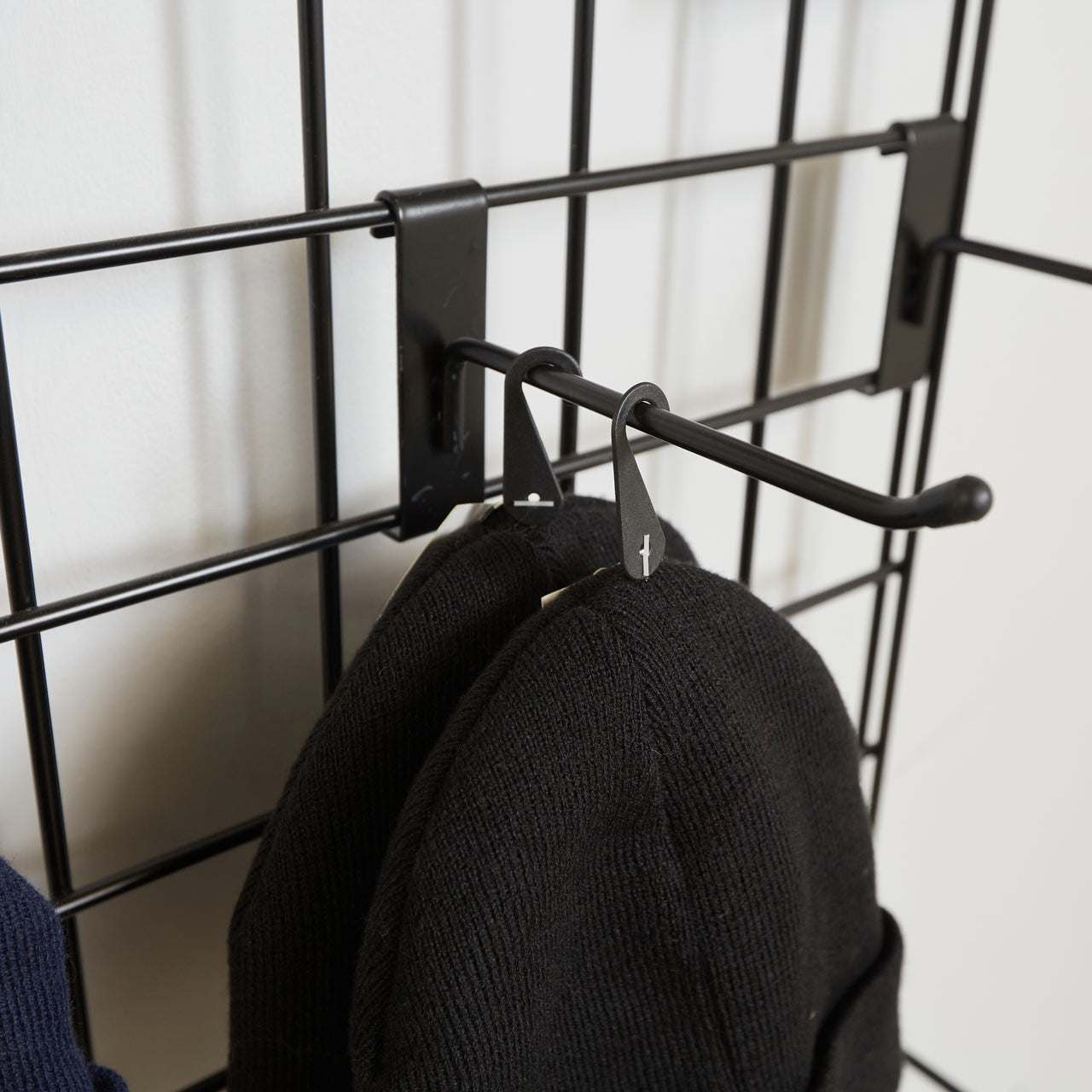 Black 6ft Double-Sided Grid Mesh Display With 2 x Wire Baskets, 40 x Single Arms