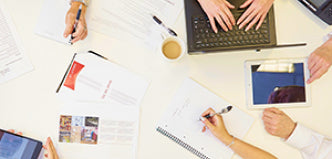 Browse our handy business industry guides