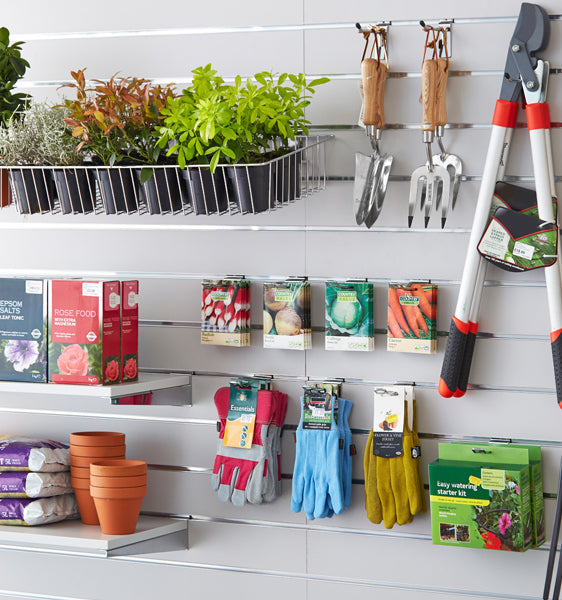 <strong>Slatwall Shelving</strong>